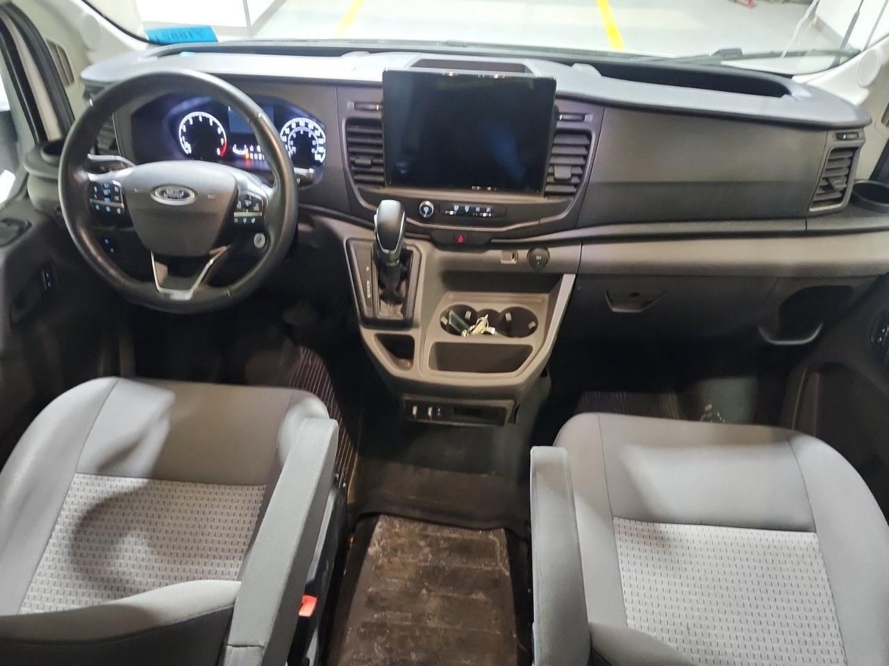 2024 Ford Transit Passenger Wagon XLT Redwater AB