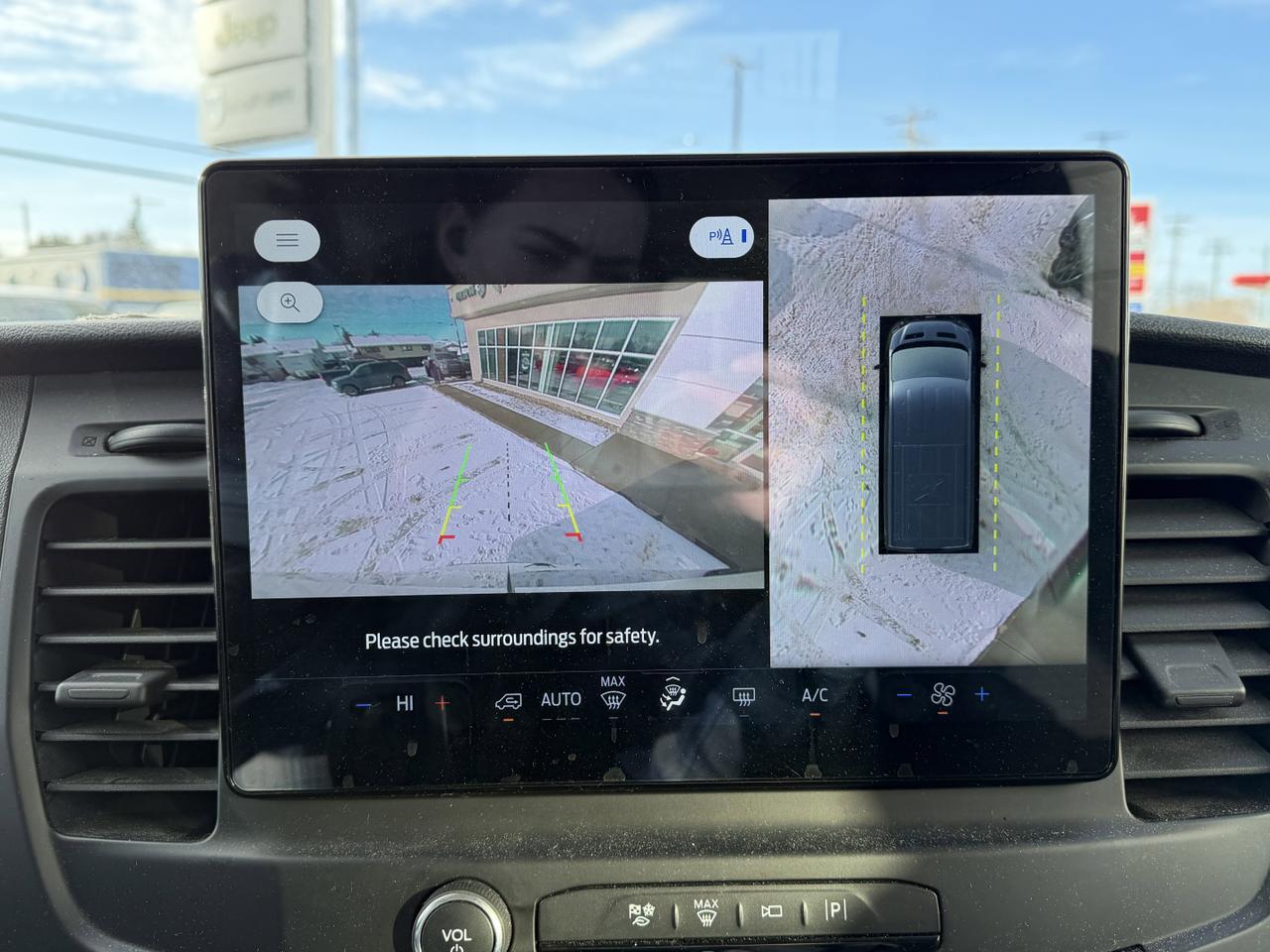 2024 Ford Transit Passenger Wagon XLT Redwater AB