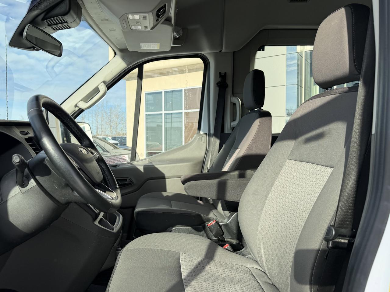 2024 Ford Transit Passenger Wagon XLT Redwater AB