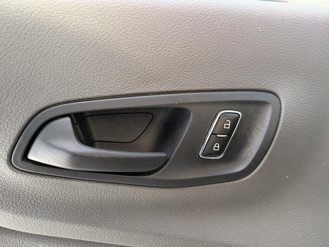 2024 Ford Transit Passenger Wagon XLT Redwater AB