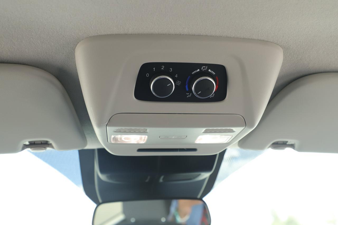 2024 Ford Transit Passenger Wagon XLT New Braunfels TX