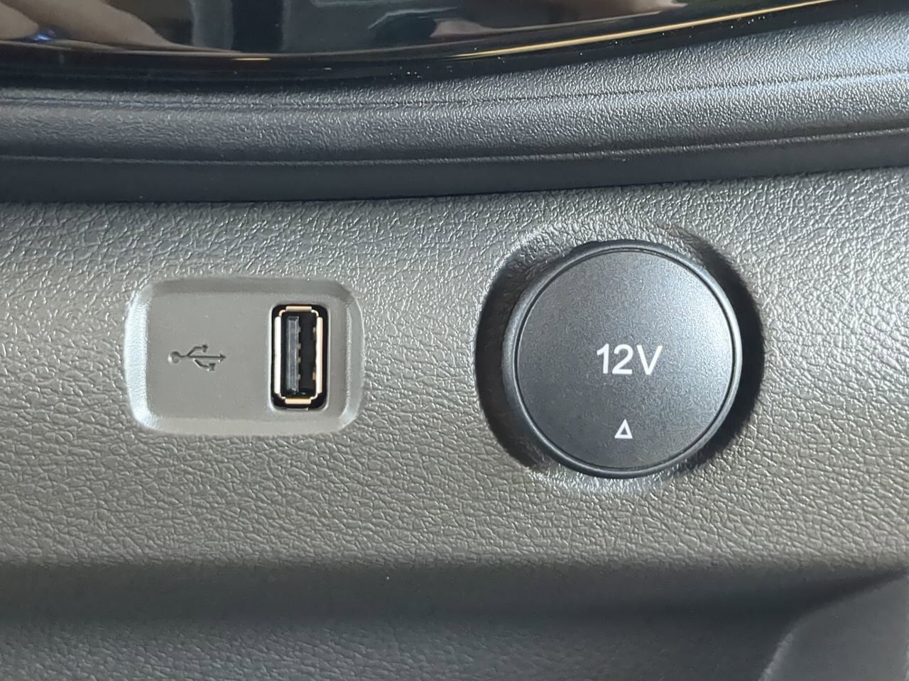 2024 Ford Transit Passenger Wagon XLT Winder GA