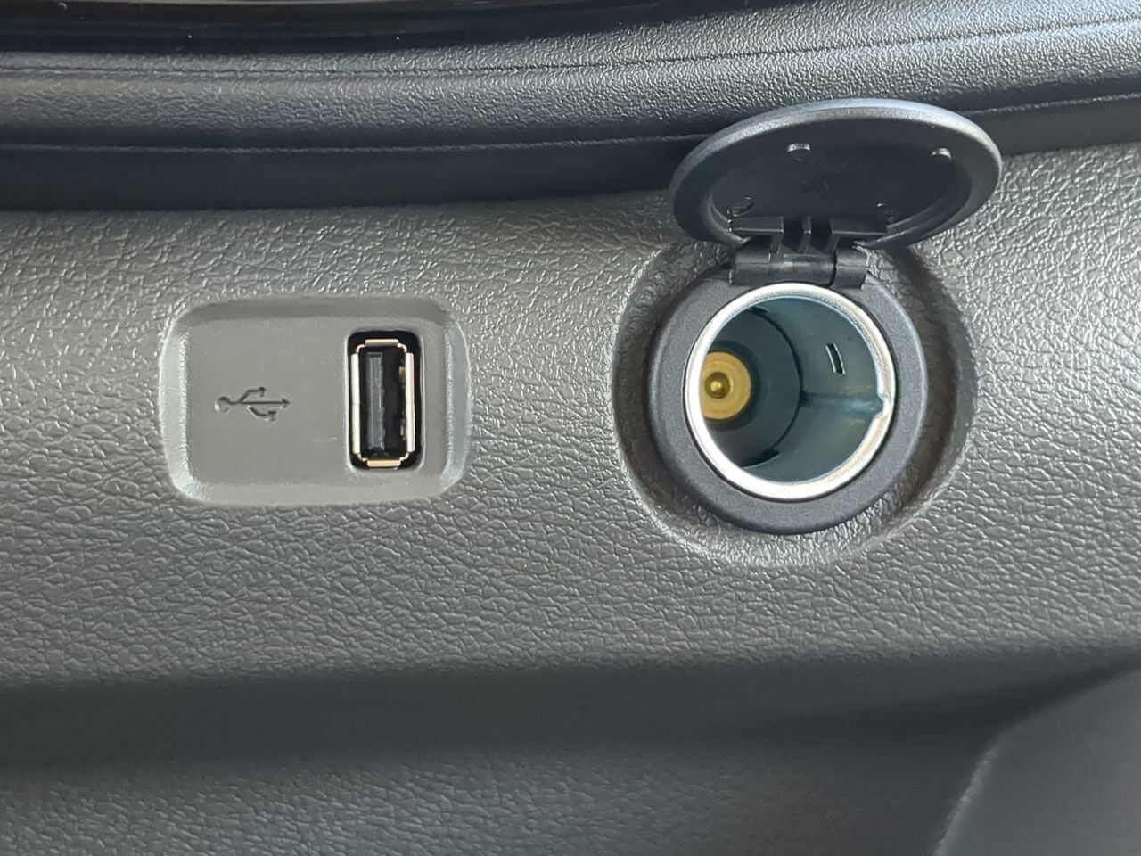 2024 Ford Transit Passenger Wagon XLT Winder GA