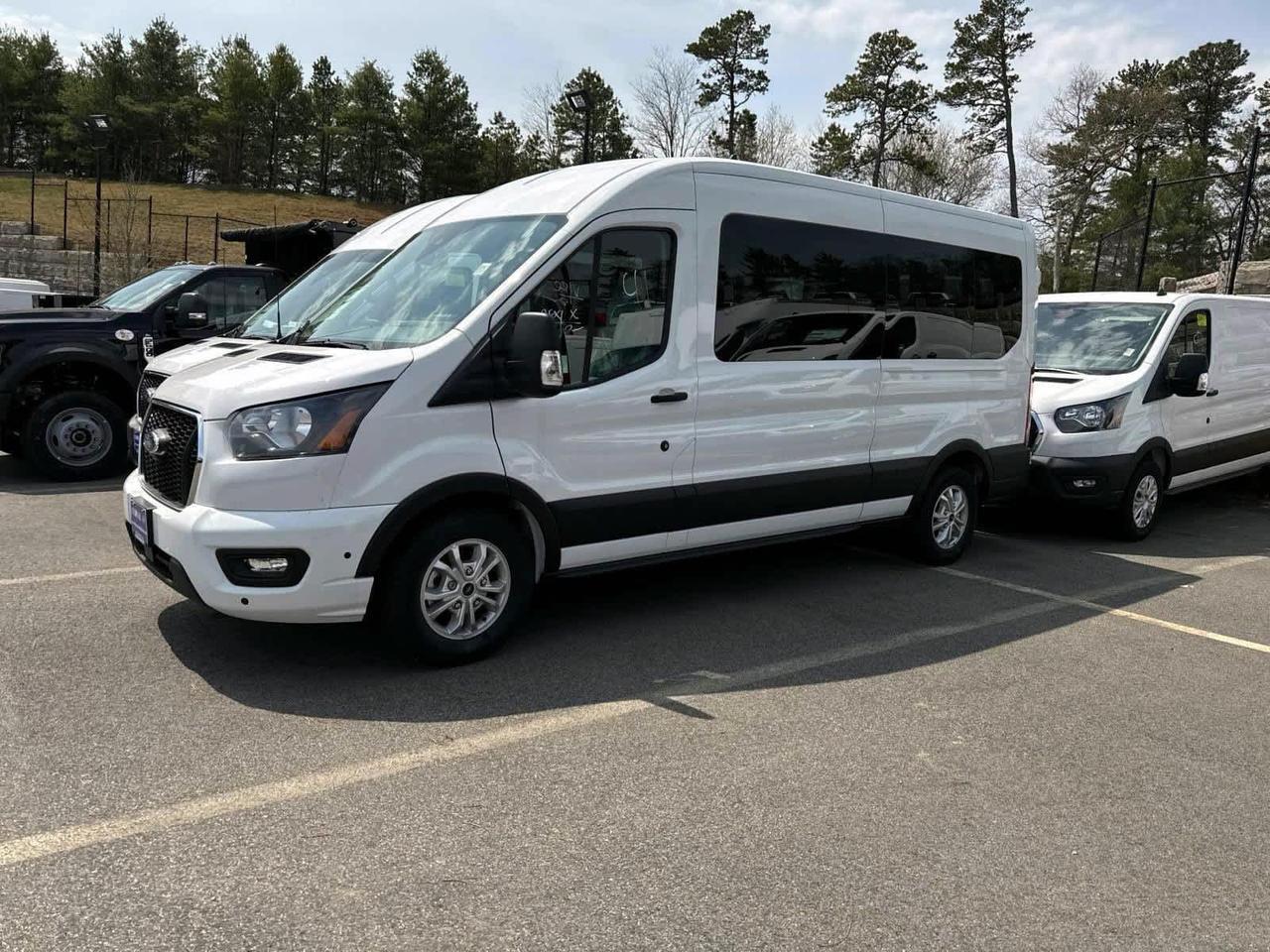 2024 Ford Transit Passenger XLT