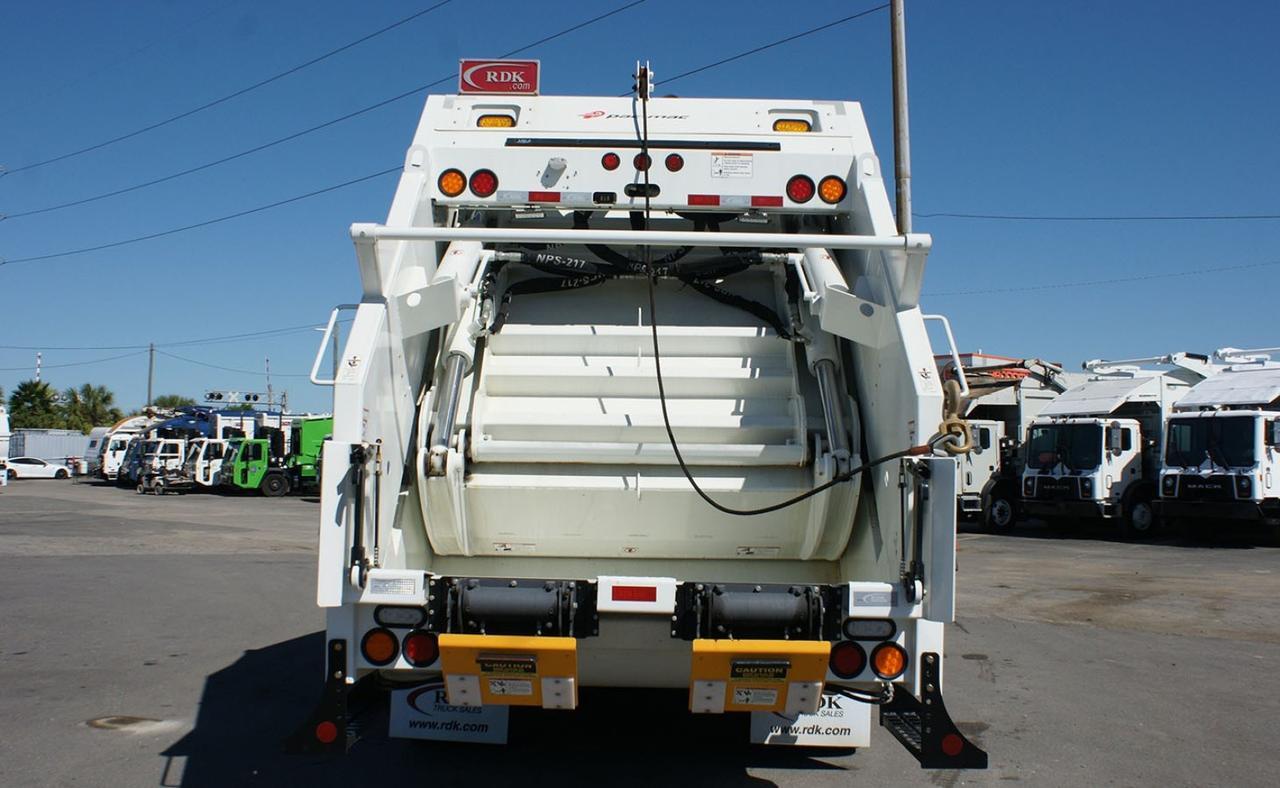 2024 Freightliner M2 106 25 Yard Pac Mac RLX25 Rear Loader Garbage Truck Tampa FL