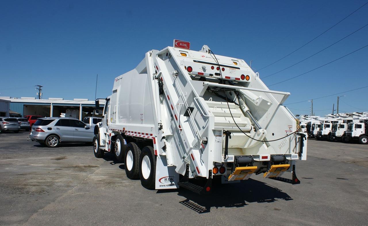 2024 Freightliner M2 106 25 Yard Pac Mac RLX25 Rear Loader Garbage Truck Tampa FL