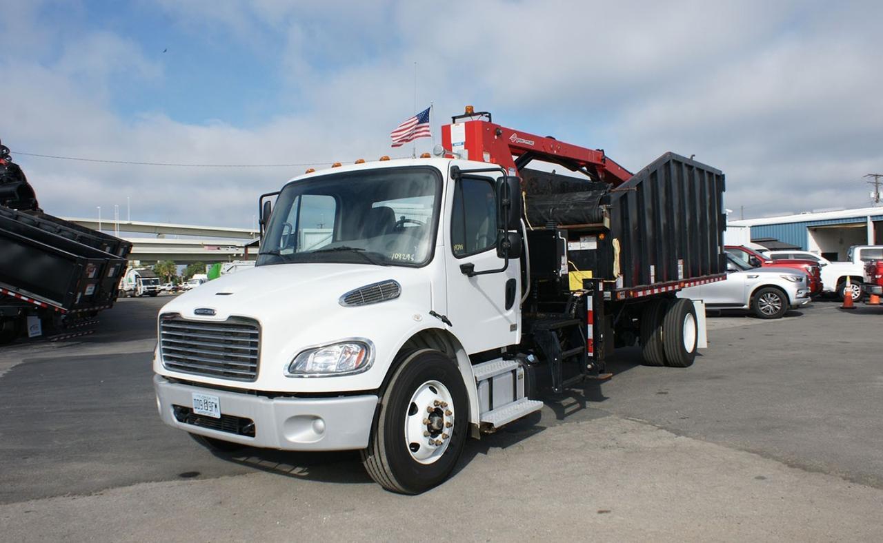 2024 Freightliner M2 106 28 yd Pac Mac Grapple Truck Tampa FL