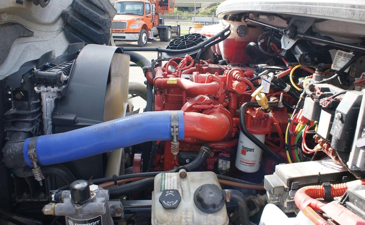 2024 Freightliner M2 106 28 yd Pac Mac Grapple Truck Tampa FL