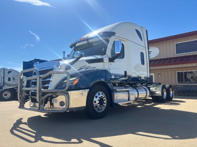 2024 Freightliner New Cascadia 126 .