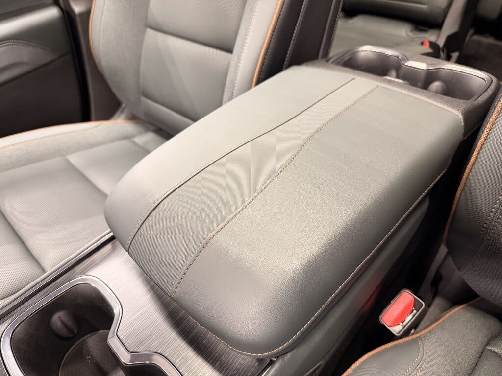 2024 GMC Acadia AT4 AWD 7 Passenger Minocqua WI
