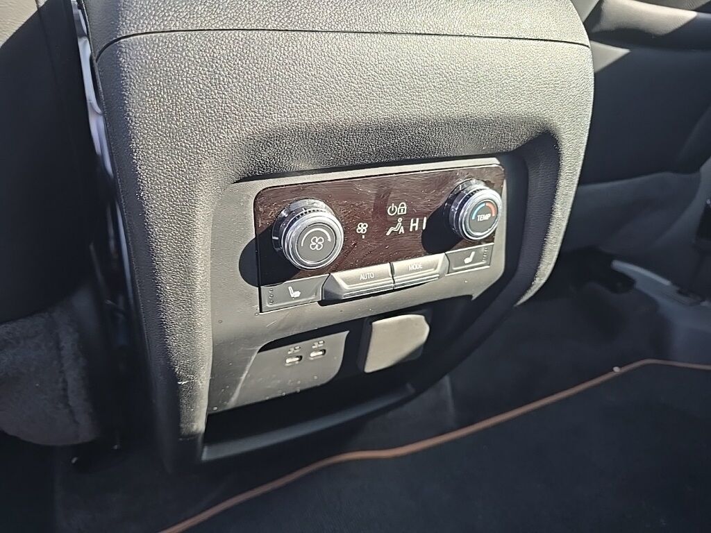 2024 GMC Acadia AT4 AWD 7 Passenger Minocqua WI