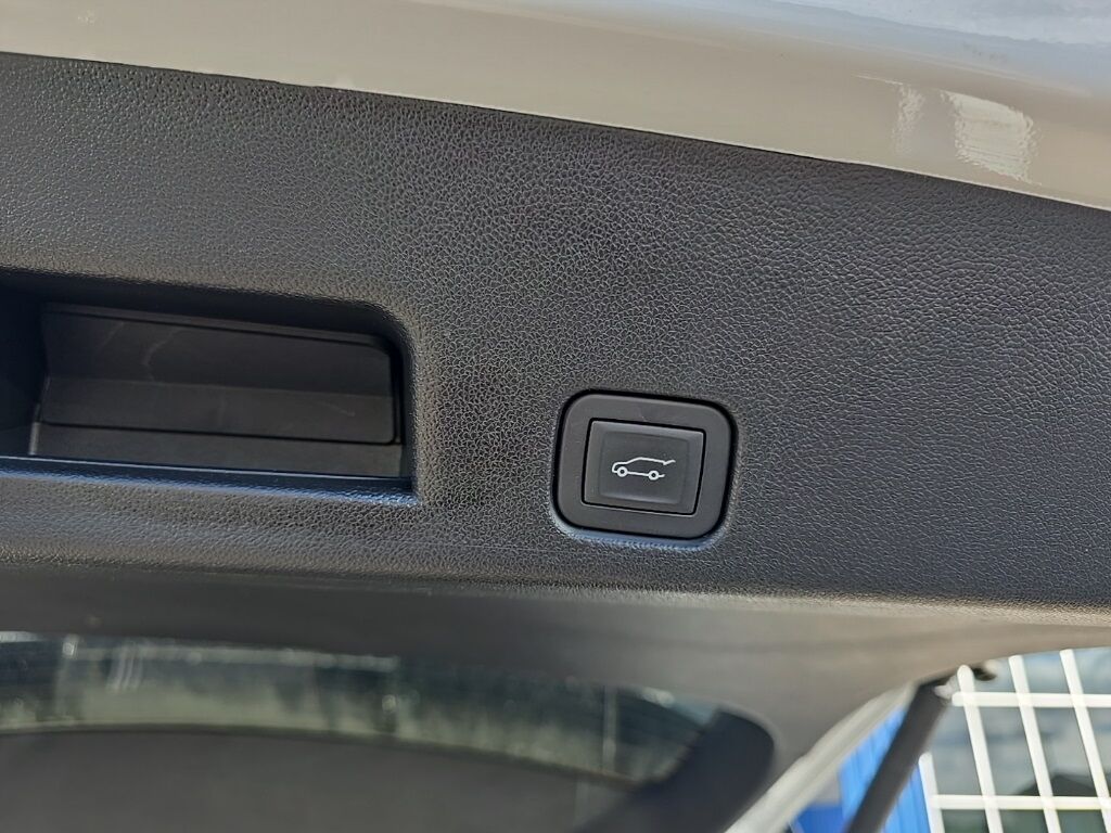 2024 GMC Acadia AT4 AWD 7 Passenger Minocqua WI