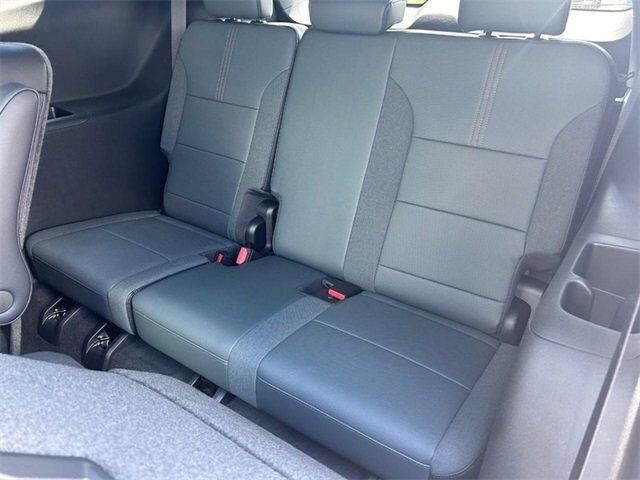 2024 GMC Acadia AT4 Farmington MO