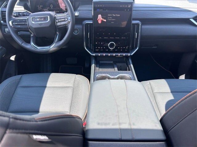 2024 GMC Acadia AT4 Farmington MO