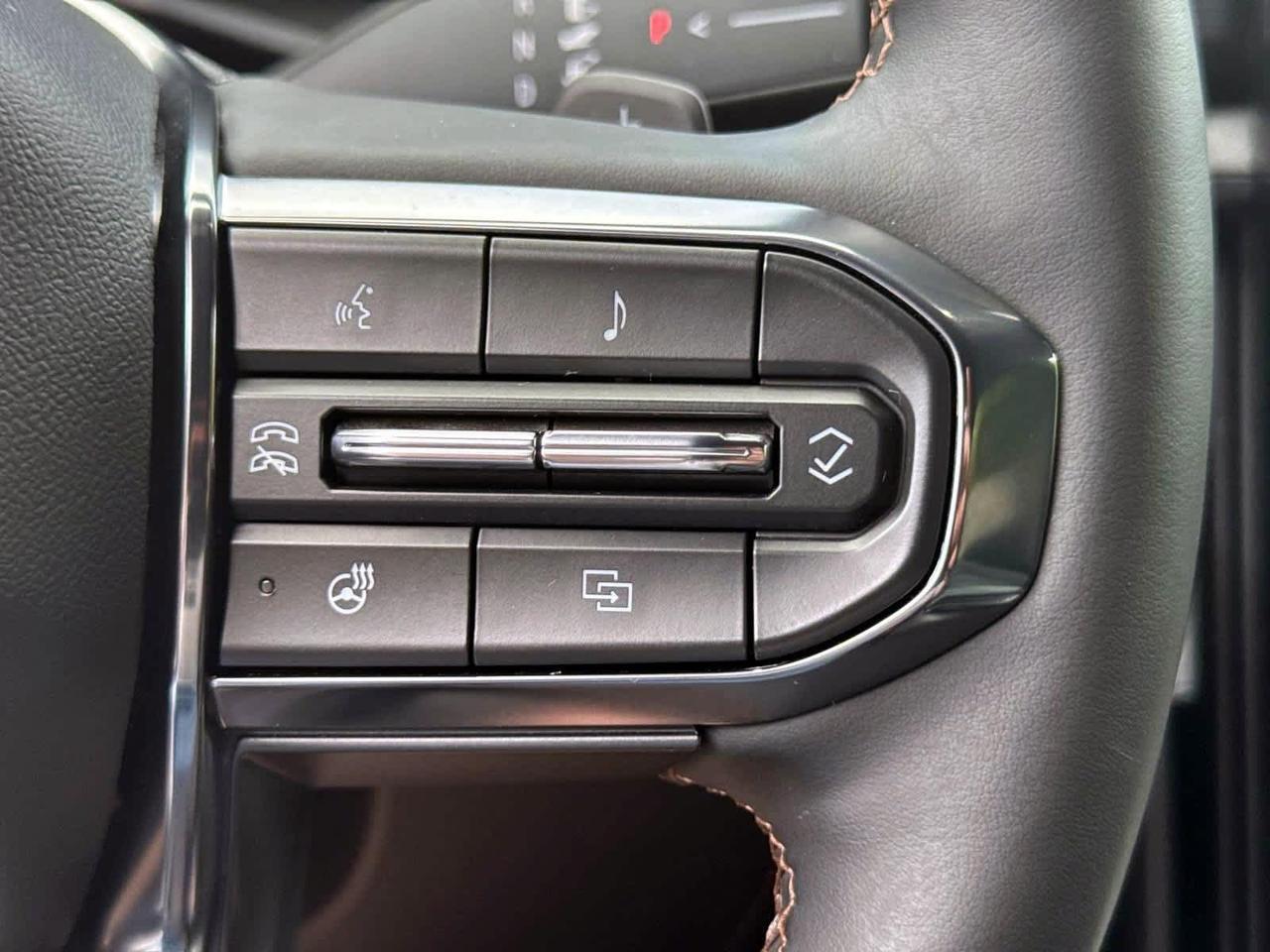 2024 GMC Acadia AWD AT4 Plymouth MA