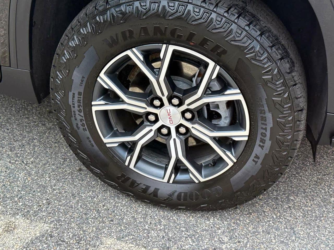2024 GMC Acadia AWD AT4 Plymouth MA