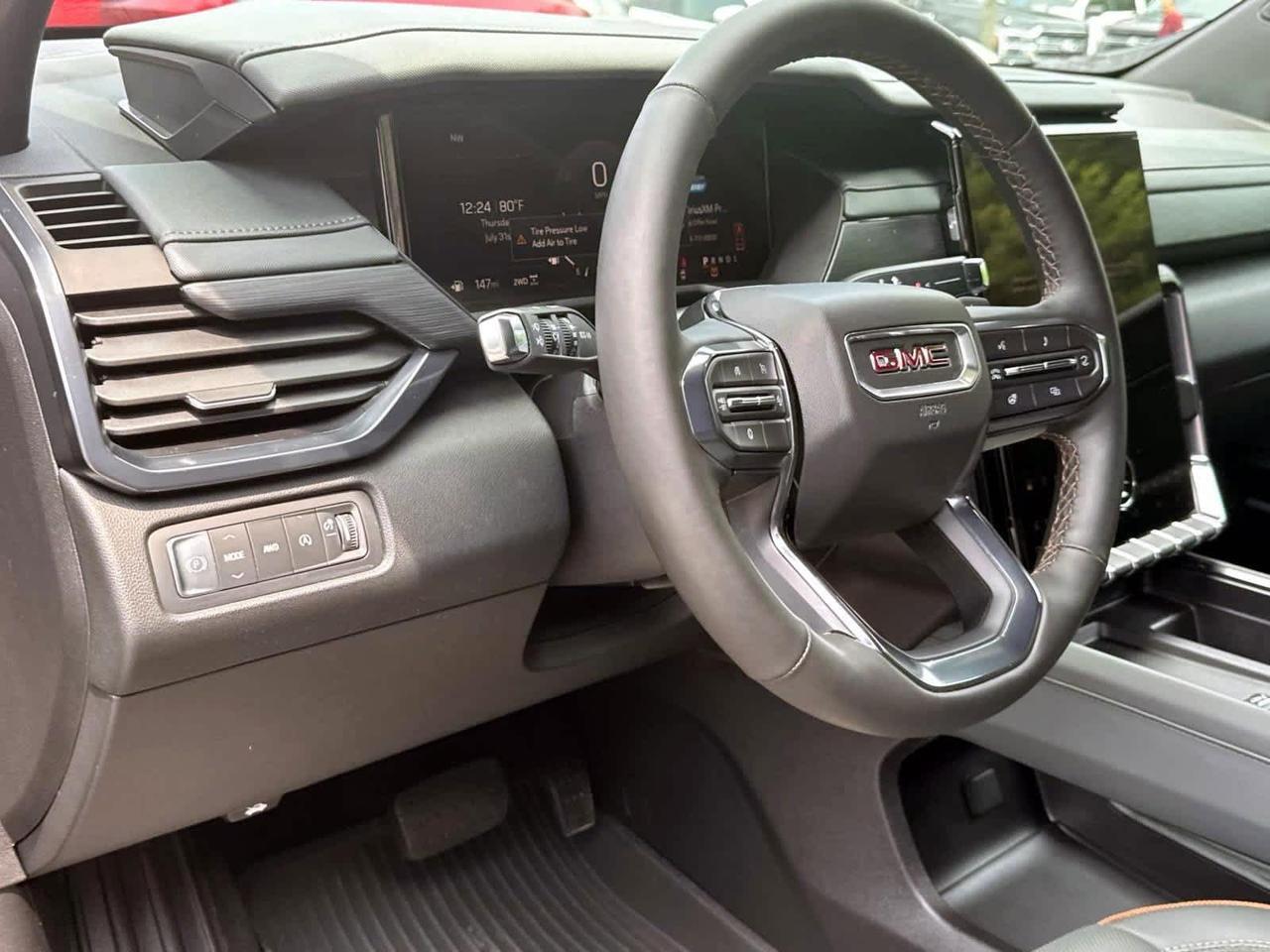 2024 GMC Acadia AWD AT4 Plymouth MA