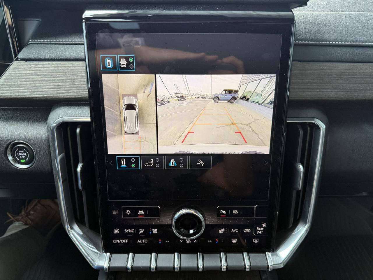 2024 GMC Acadia Denali - Photo 21