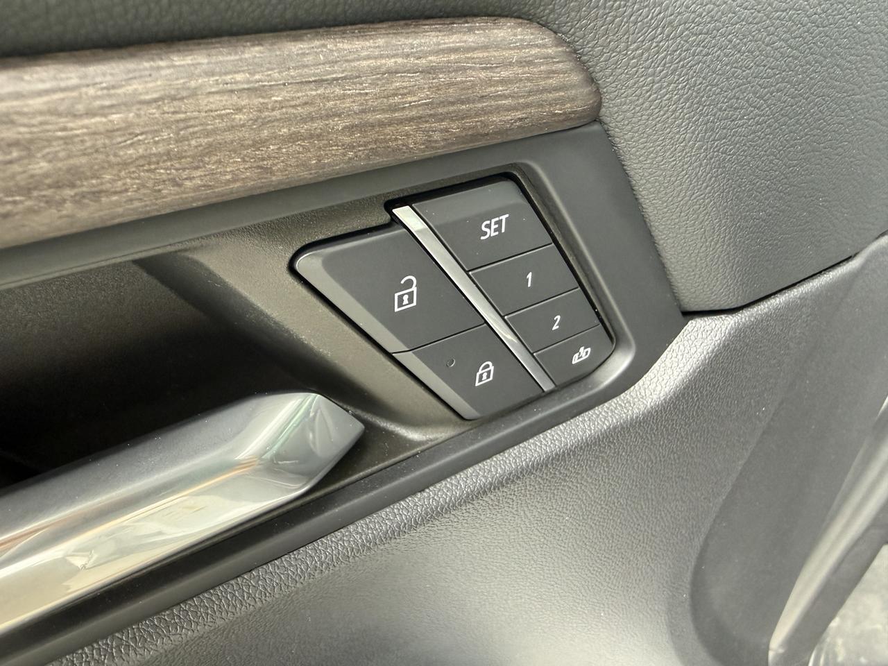 2024 GMC Acadia Denali - Photo 11