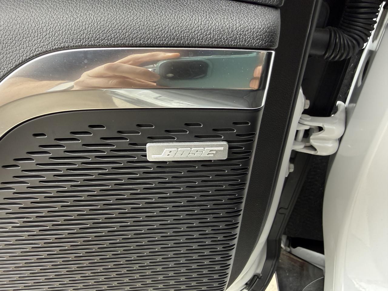 2024 GMC Acadia Denali - Photo 12