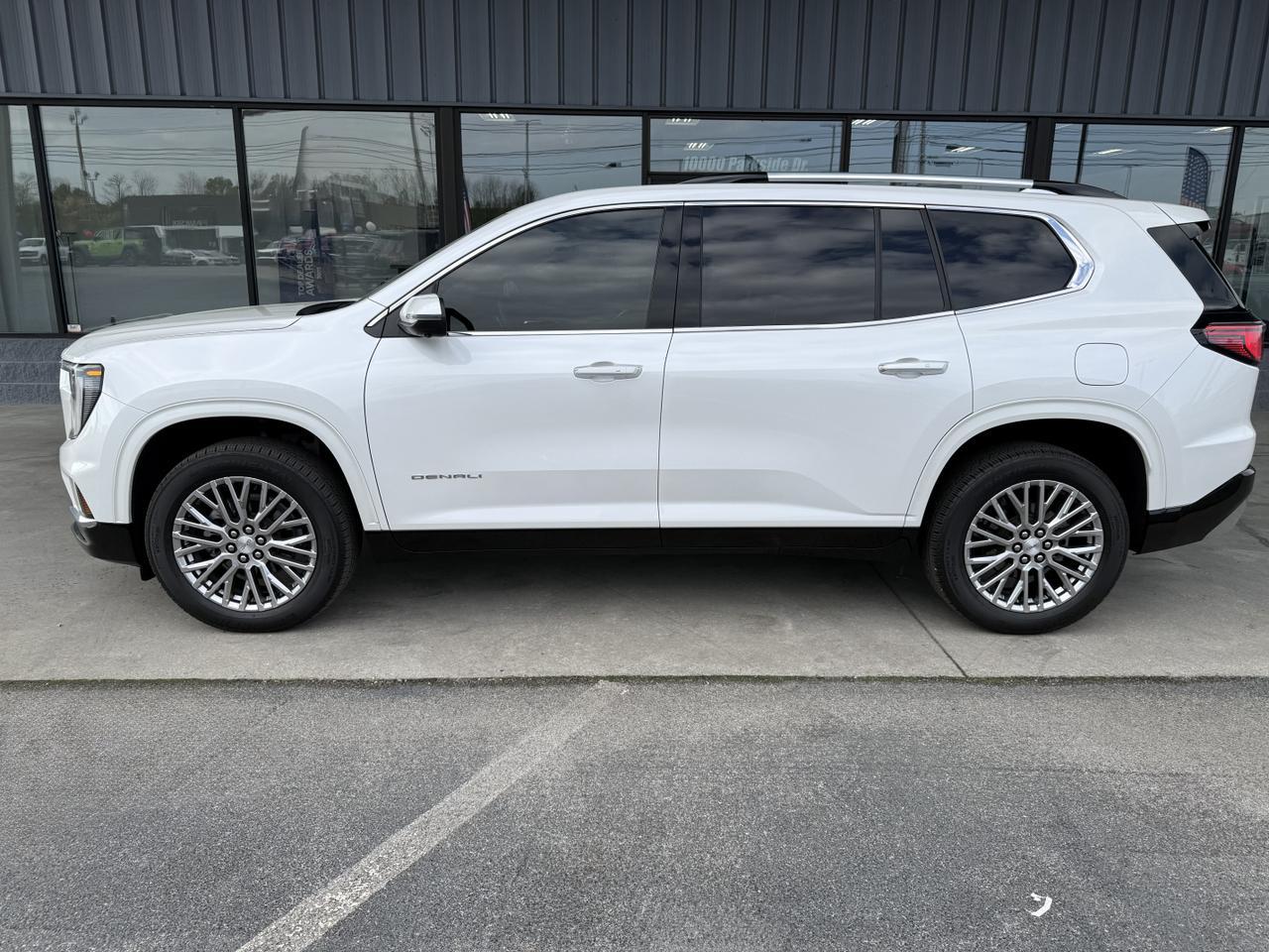 2024 GMC Acadia Denali - Photo 7