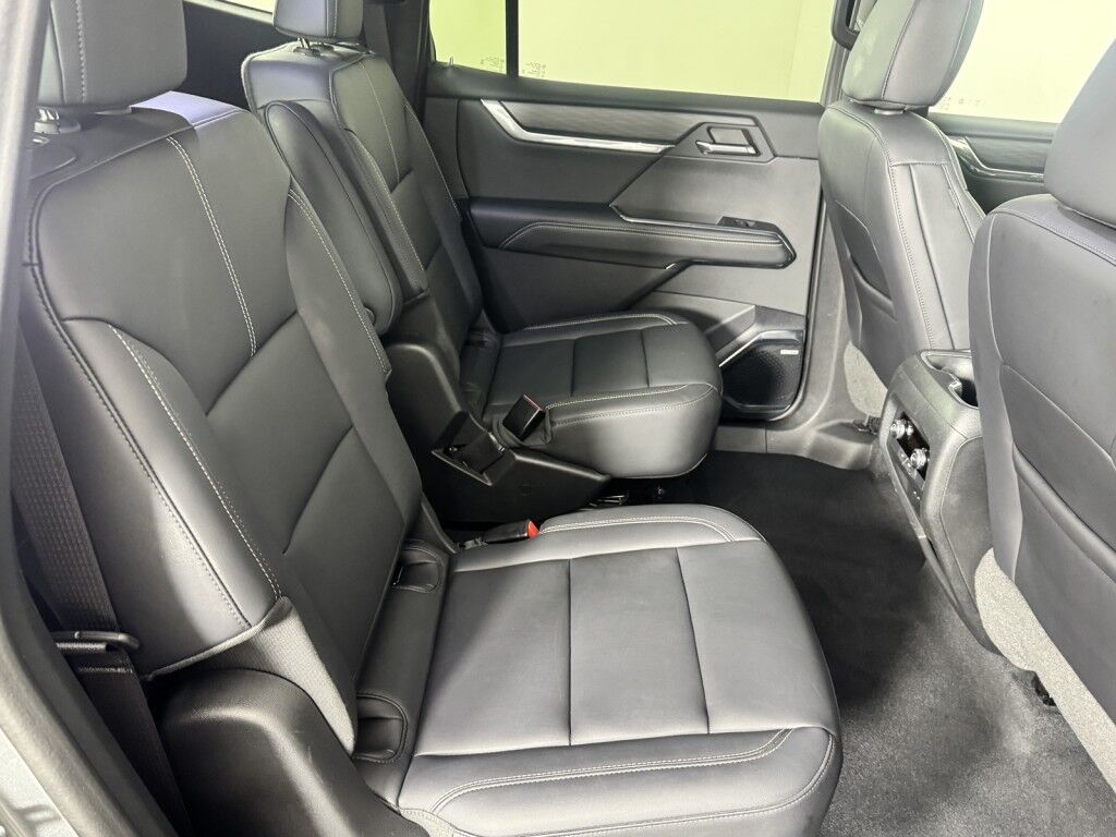 2024 GMC Acadia AWD Elevation Maumee OH