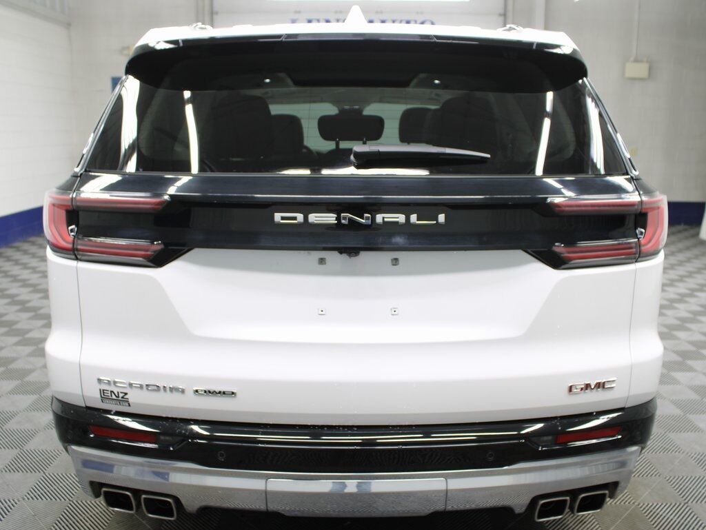 2024 GMC Acadia Denali AWD 7 Passenger Fond du Lac WI