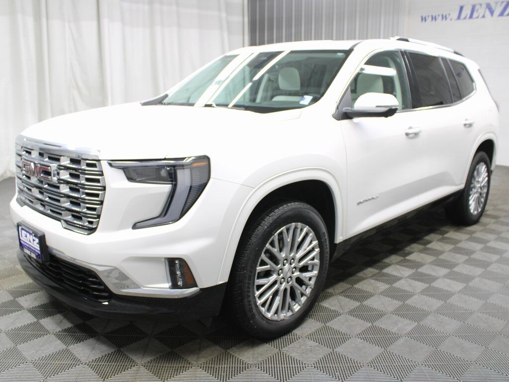 2024 GMC Acadia Denali AWD 7 Passenger Fond du Lac WI