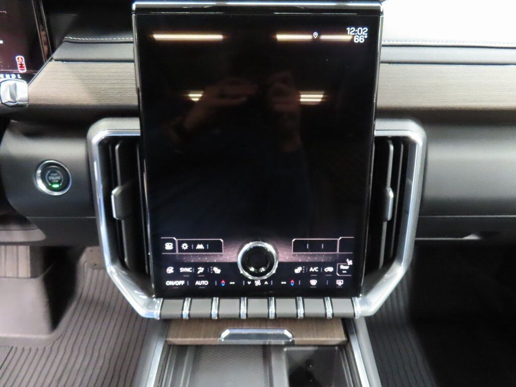 2024 GMC Acadia Denali AWD Fond du Lac WI