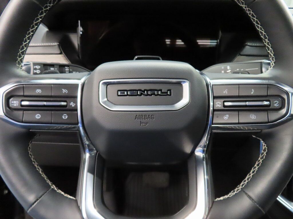 2024 GMC Acadia Denali AWD Fond du Lac WI