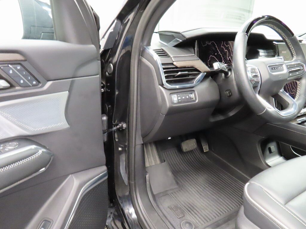2024 GMC Acadia Denali AWD Fond du Lac WI