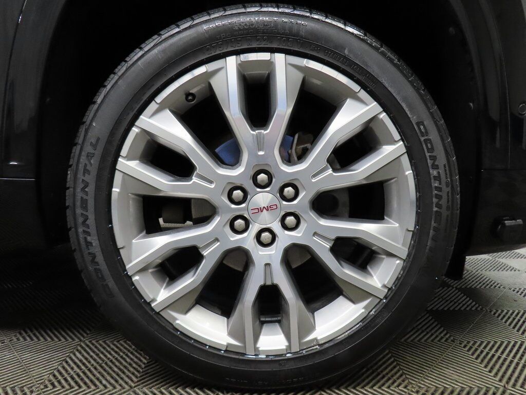 2024 GMC Acadia Denali AWD Fond du Lac WI