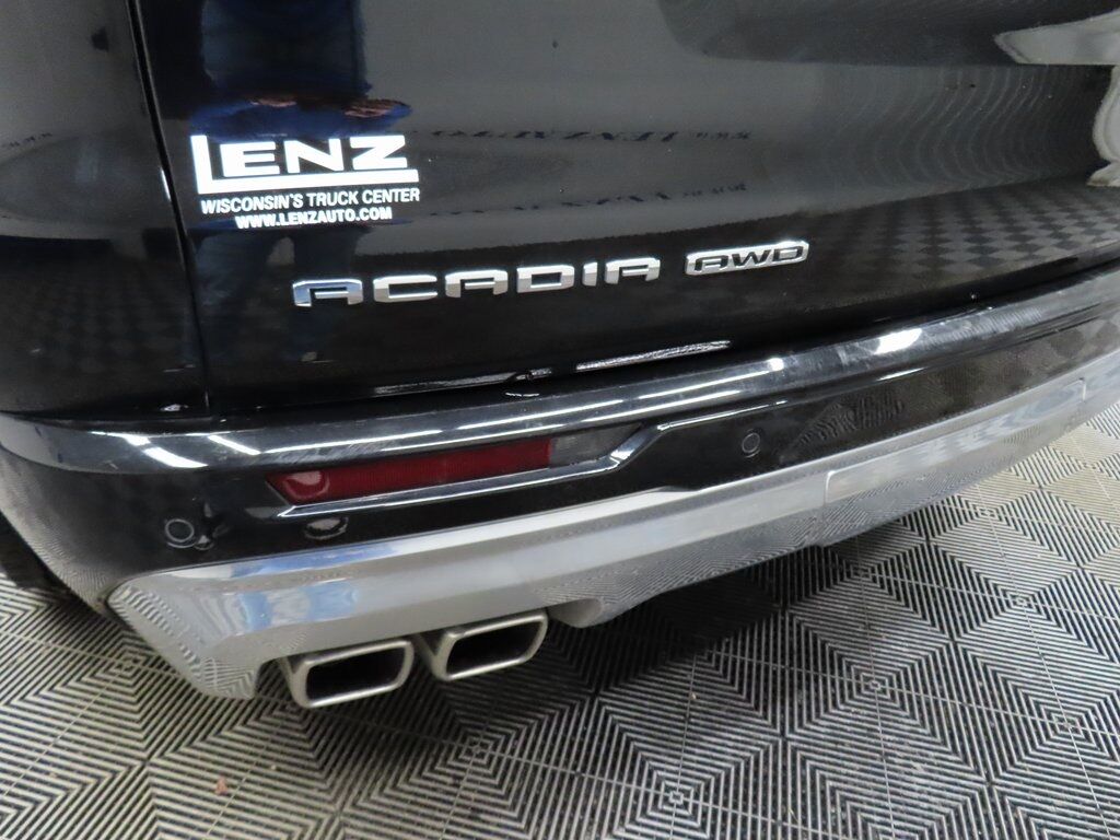 2024 GMC Acadia Denali AWD Fond du Lac WI