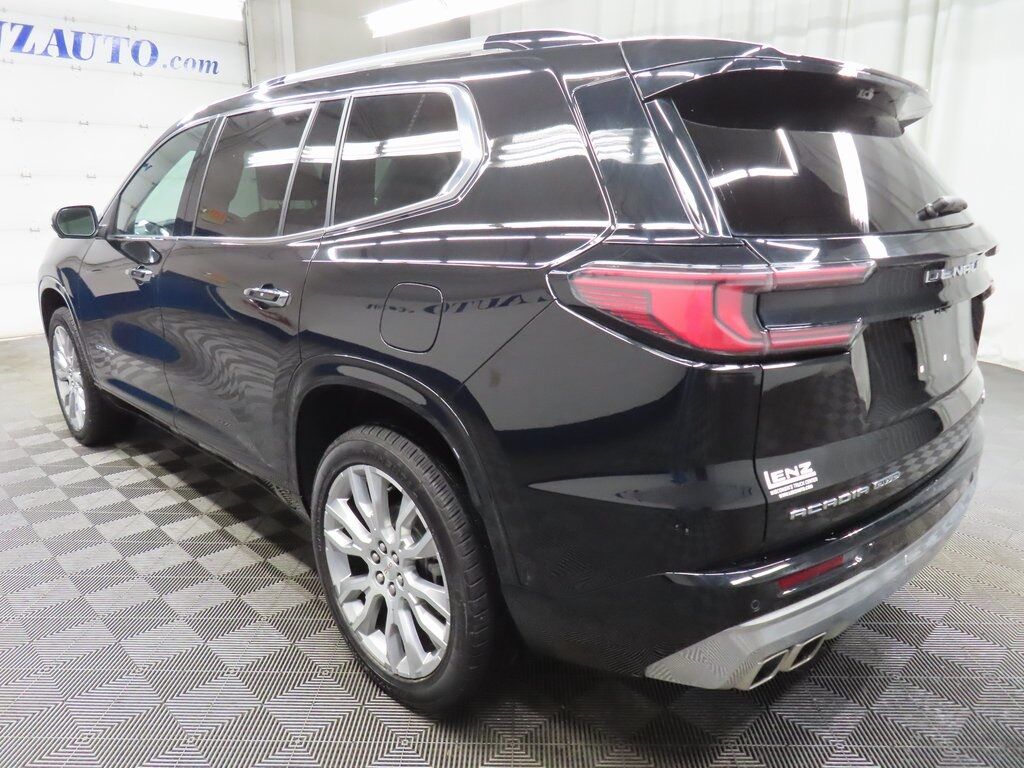 2024 GMC Acadia Denali AWD Fond du Lac WI