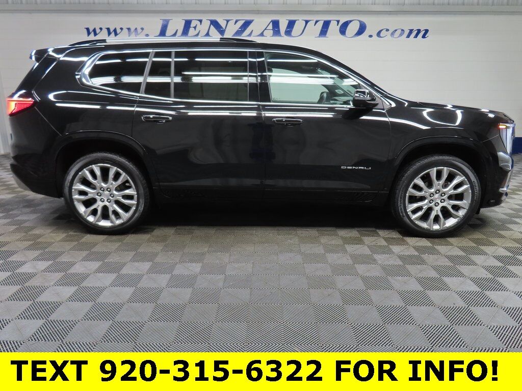 2024 GMC Acadia Denali AWD Fond du Lac WI