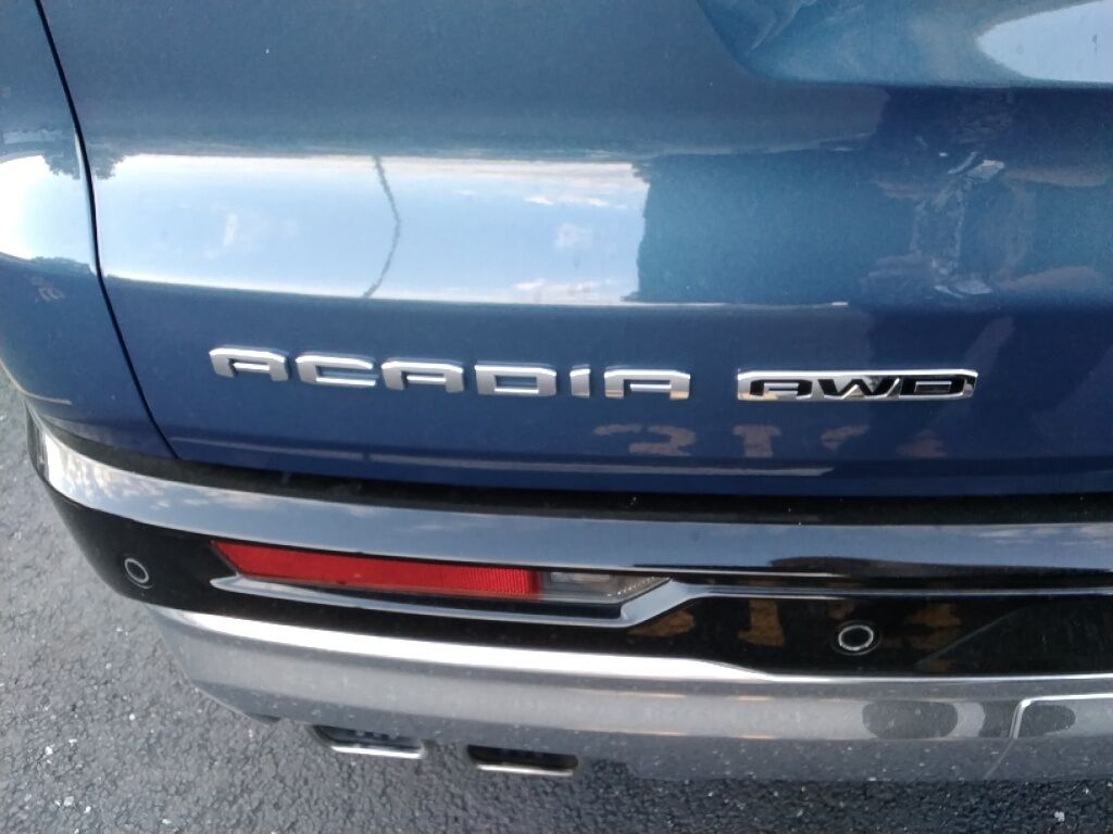 2024 GMC Acadia Denali Akron OH