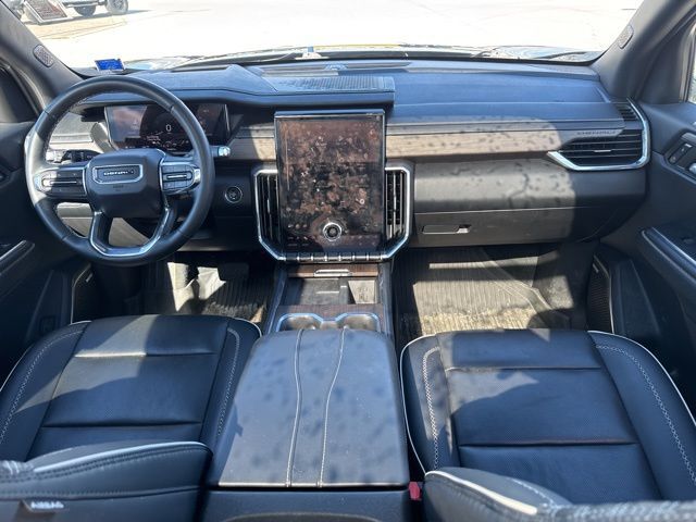 2024 GMC Acadia Denali Random Lake WI