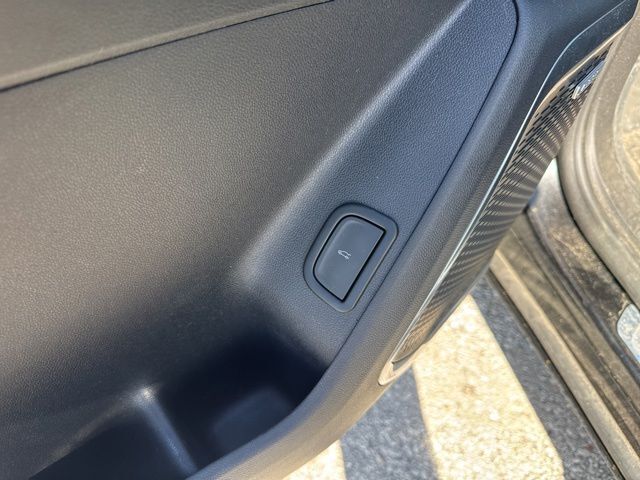 2024 GMC Acadia Denali Random Lake WI