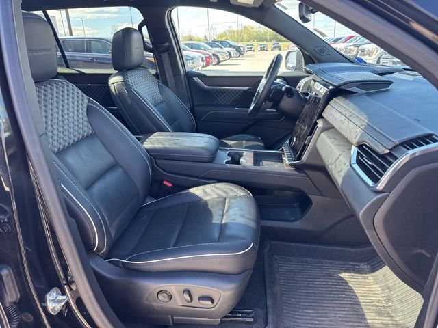 2024 GMC Acadia Denali Random Lake WI