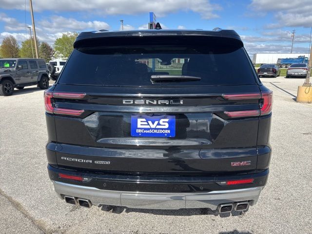 2024 GMC Acadia Denali Random Lake WI