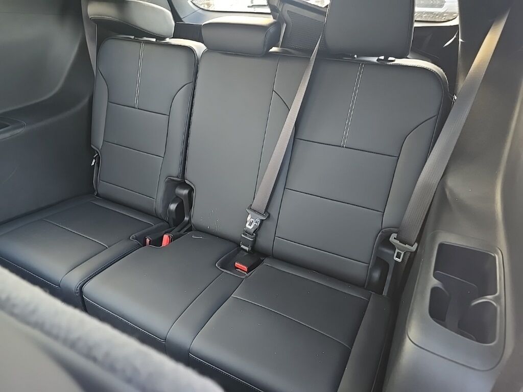 2024 GMC Acadia Elevation AWD Minocqua WI