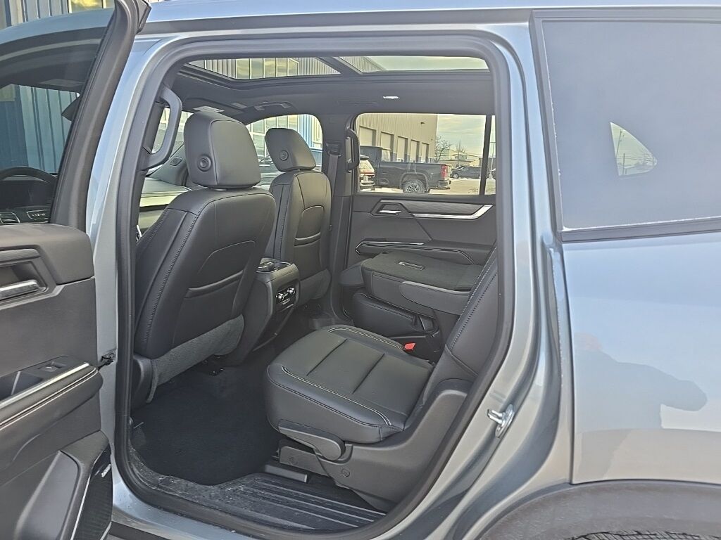 2024 GMC Acadia Elevation AWD Minocqua WI