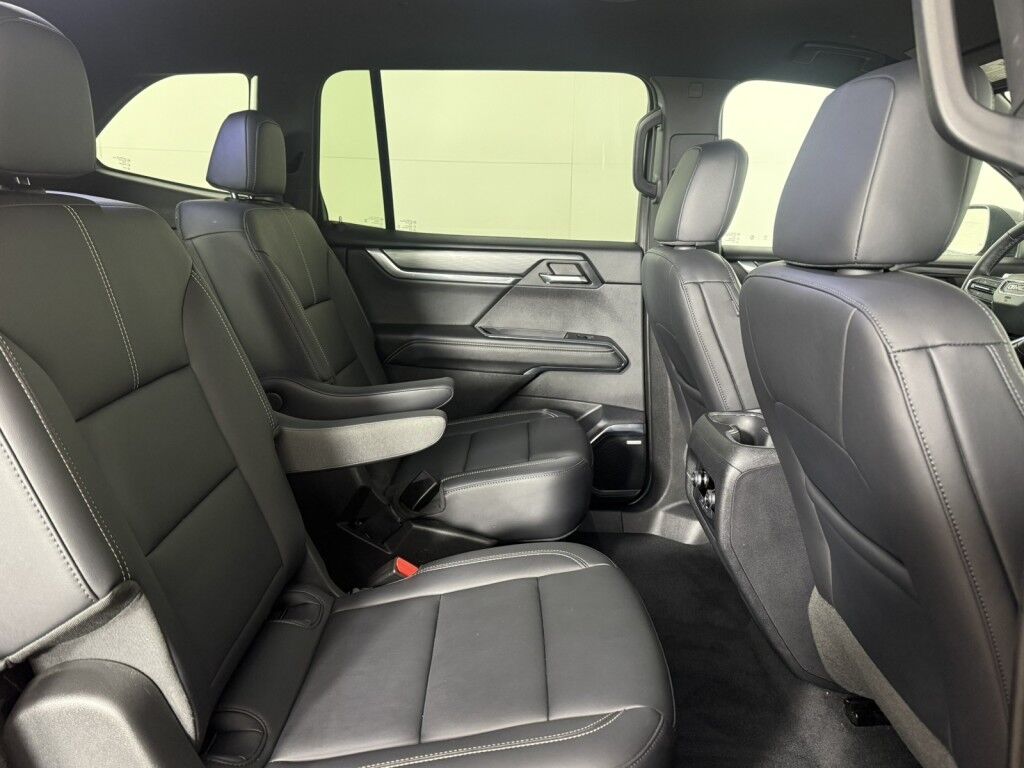 2024 GMC Acadia Elevation AWD Maumee OH