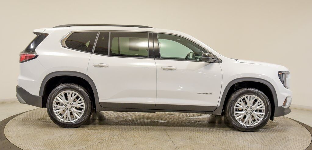 2024 GMC Acadia Elevation Akron