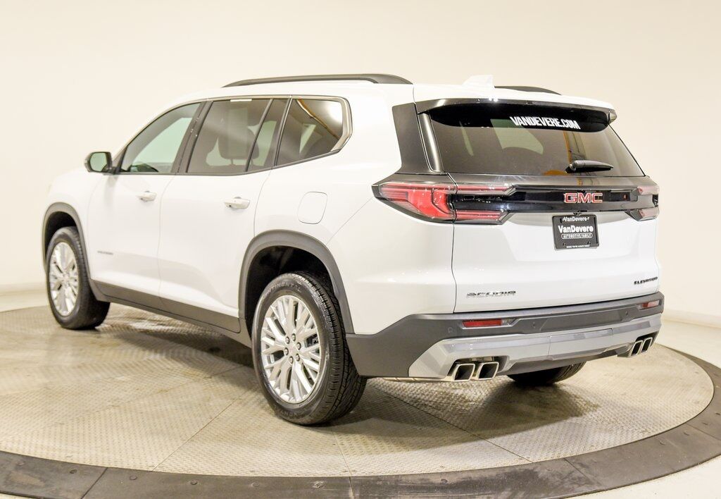 2024 GMC Acadia Elevation Akron