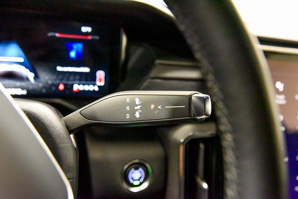 2024 GMC Acadia Elevation Akron