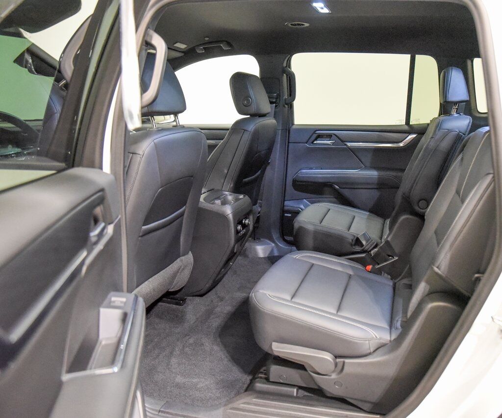 2024 GMC Acadia Elevation Akron