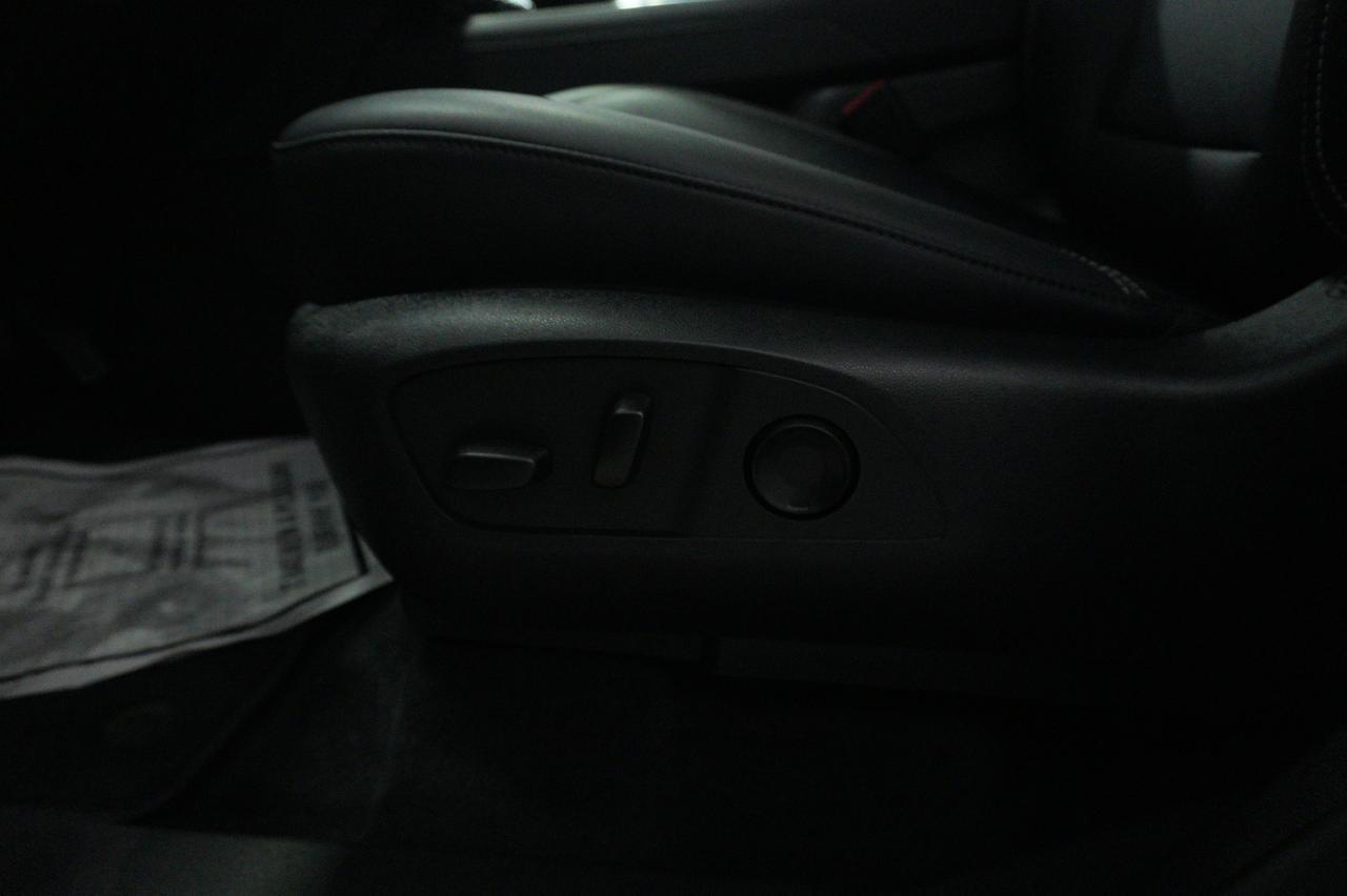 2024 GMC Acadia Elevation Listowel ON