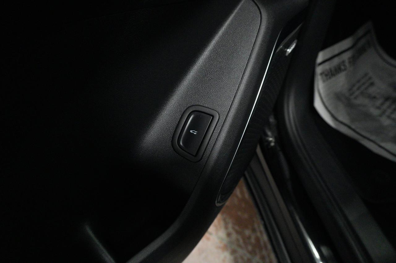 2024 GMC Acadia Elevation Listowel ON