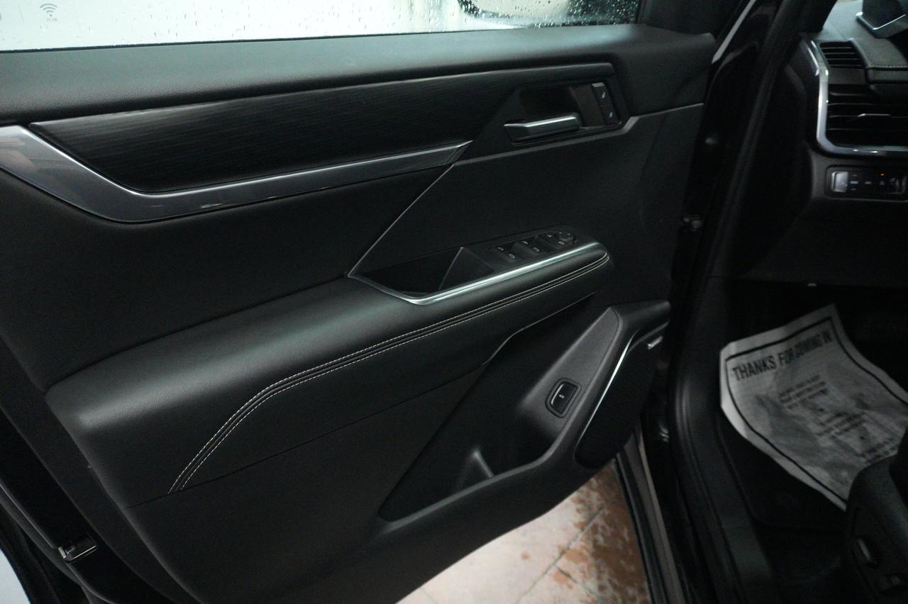 2024 GMC Acadia Elevation Listowel ON